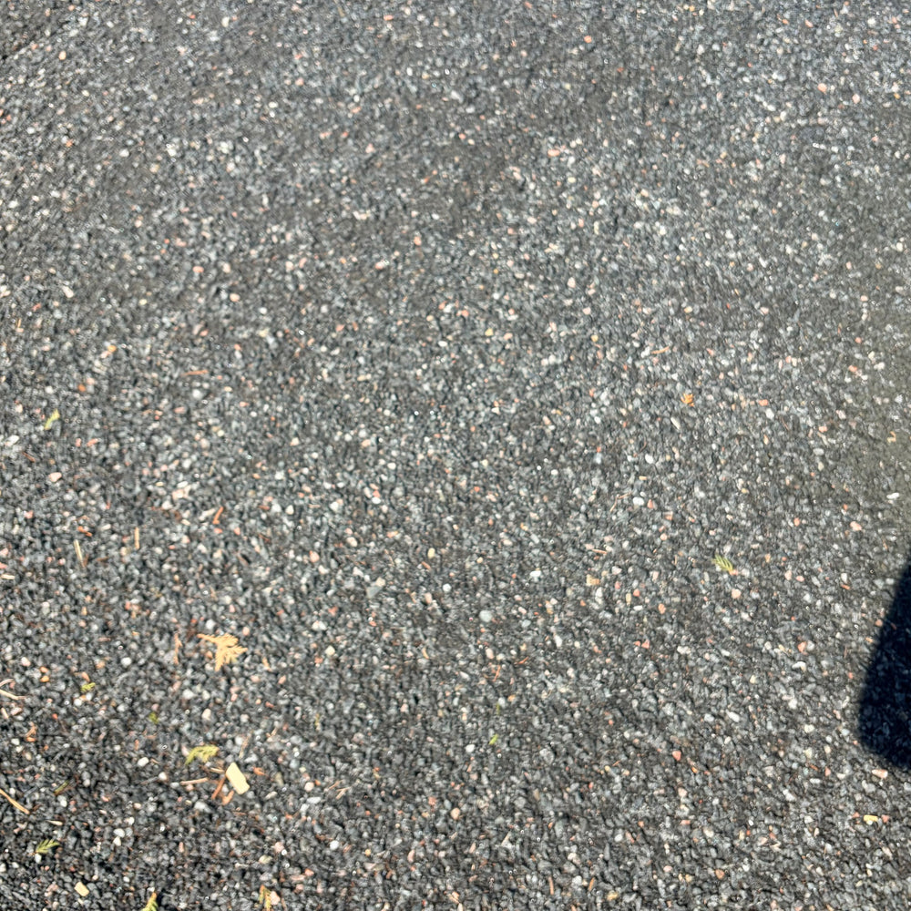 Crushed Gray Granite (1/2 Yard)