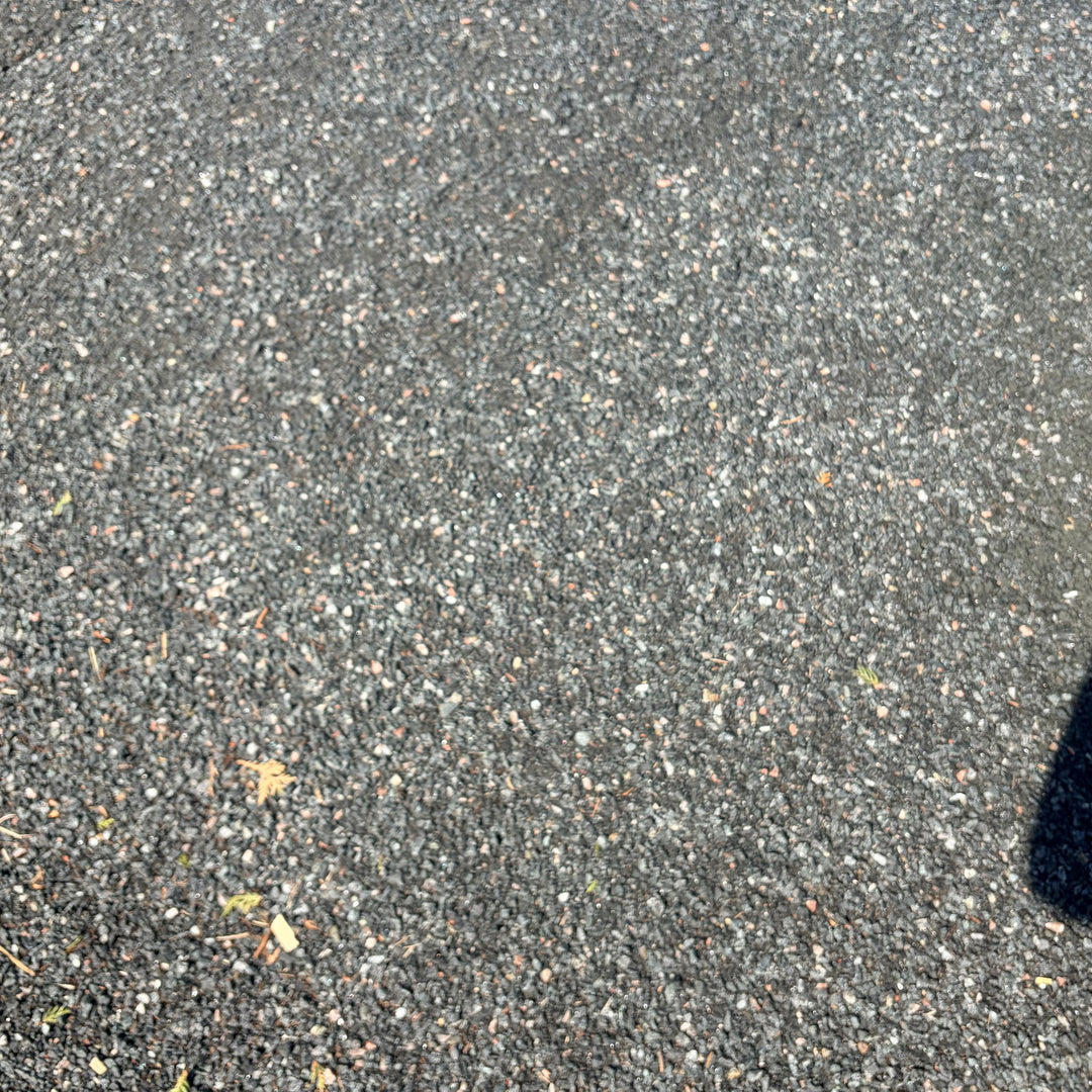 Crushed Gray Granite (1/2 Yard)