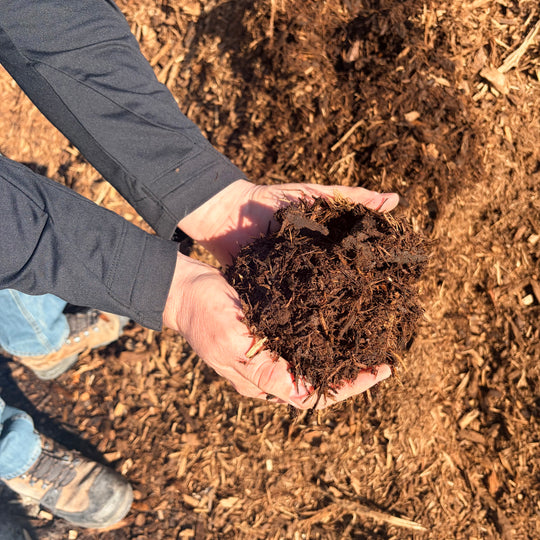 Hardwood Mulch (1/2 Yard)